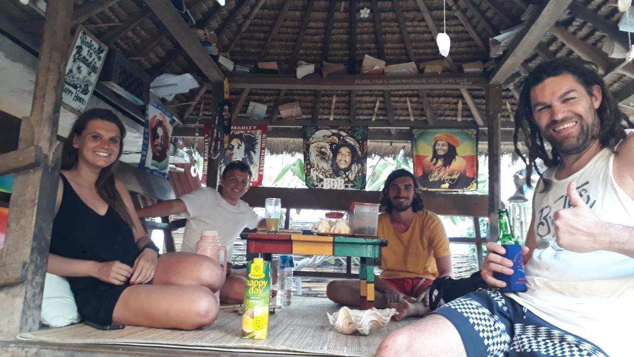 Fullesguesthouse Gili Trawangan Exterior foto